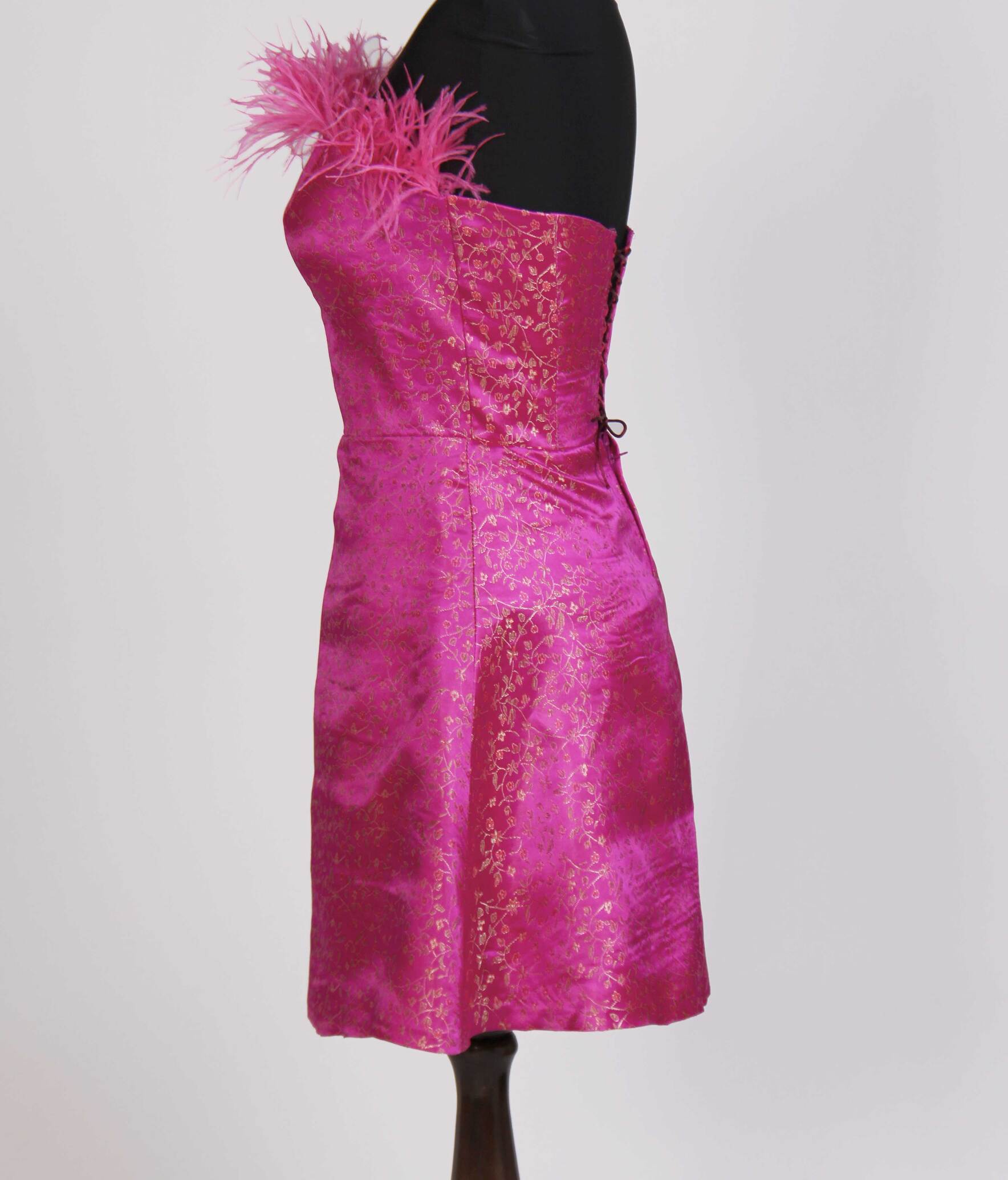 پیراهن کوتاه سرخابی|دخترانه|کفش پاشنه دار سرخابی